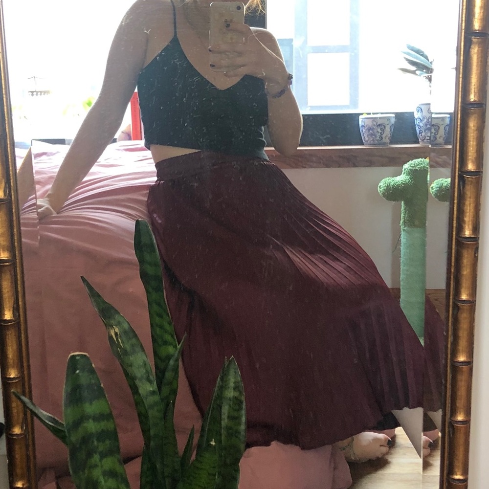 Pleated Silk Maroon Midi Skirt